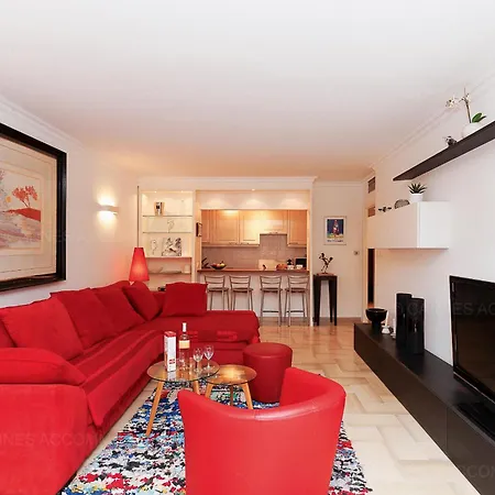 Apartment Gray 2a2 *