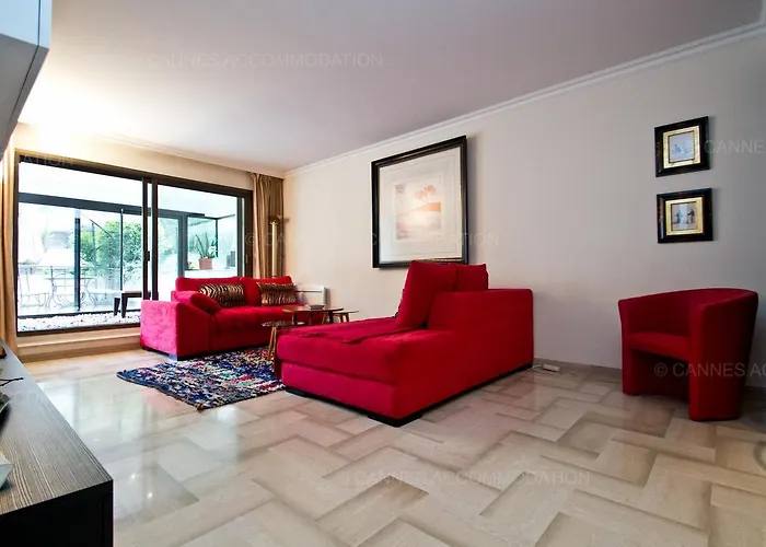 Apartment Gray 2a2 *