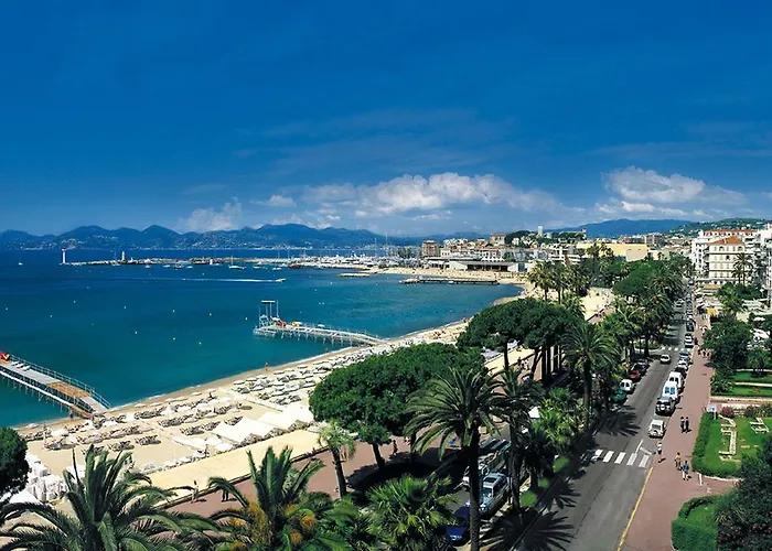 Gray 2a2 Apartment Cannes